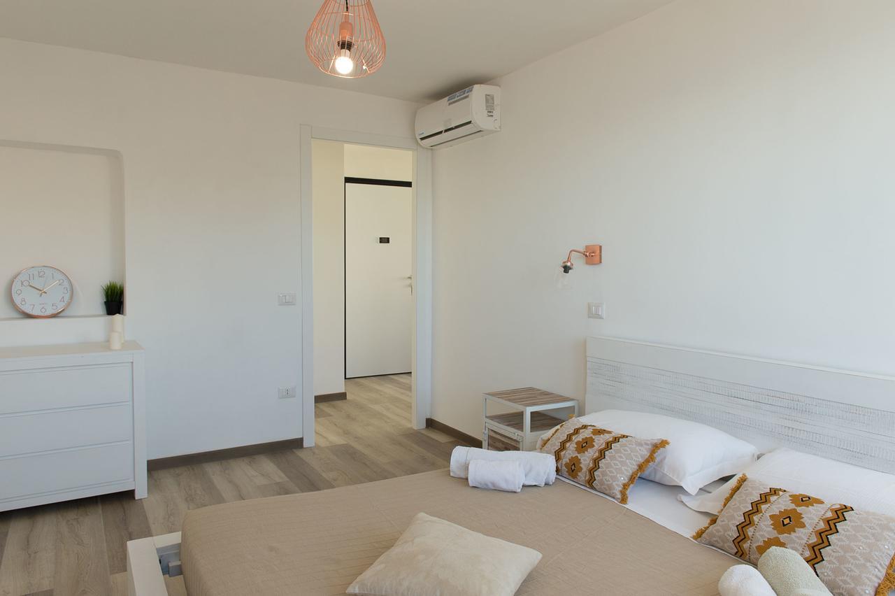 Ostia Holiday Mykonos Exteriör bild